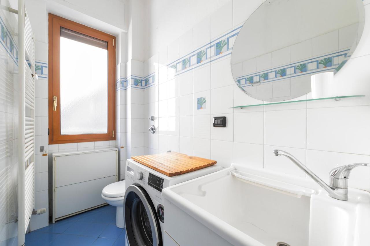 Cenisio M5 Lovely Apartment - With Balcony! Милано Екстериор снимка